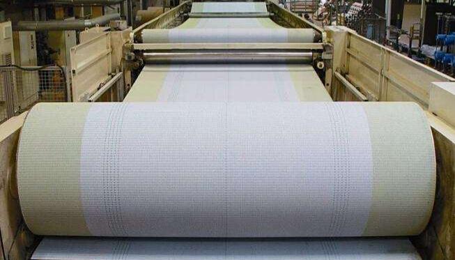 corrugator conveyor belt under production