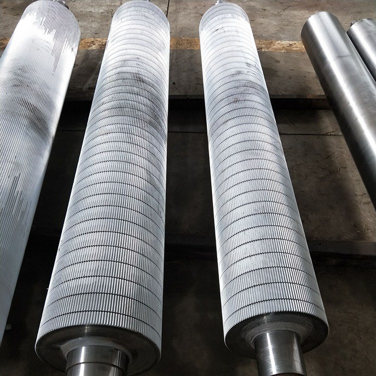 corrugating roll for corrugated cardboard production line