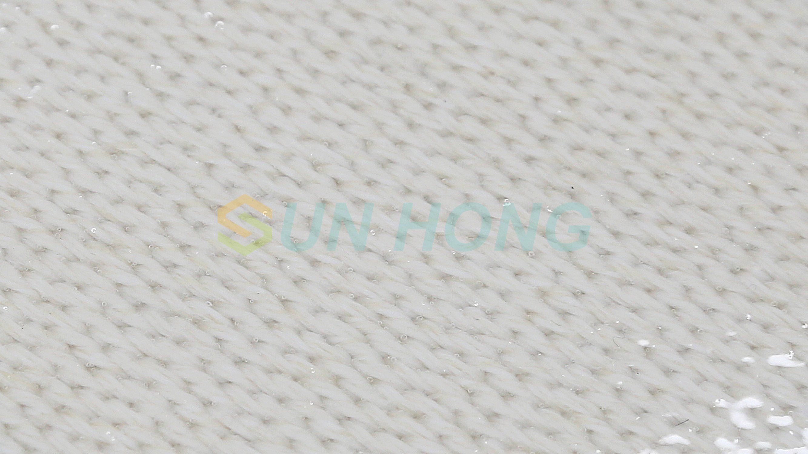 close shot of sun hong corrugator conveyor belt